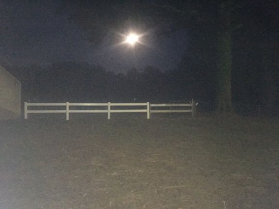 4th image of 127 Gladys Ct