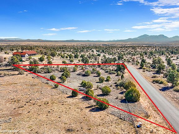 5th image of 2 N Las Vegas Rd