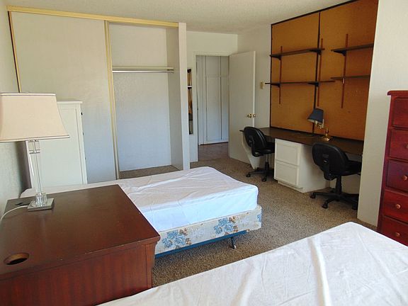 3rd image of 190 California Blvd #302