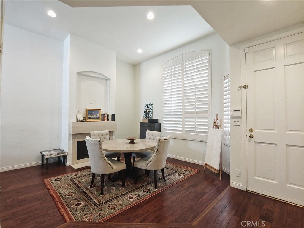 813 N Martel Ave #2, Los Angeles, CA - View 3