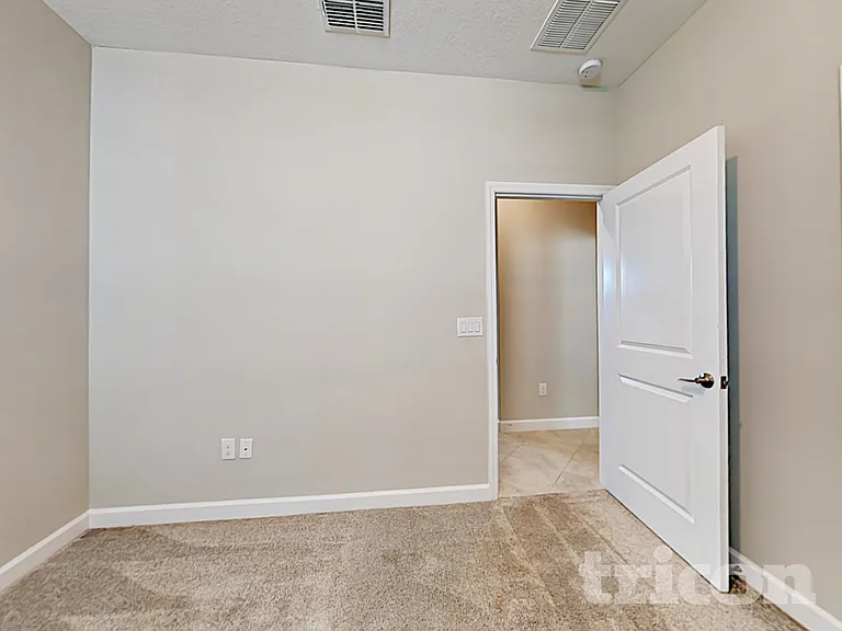 9735 Ivory Dr — Photo 39