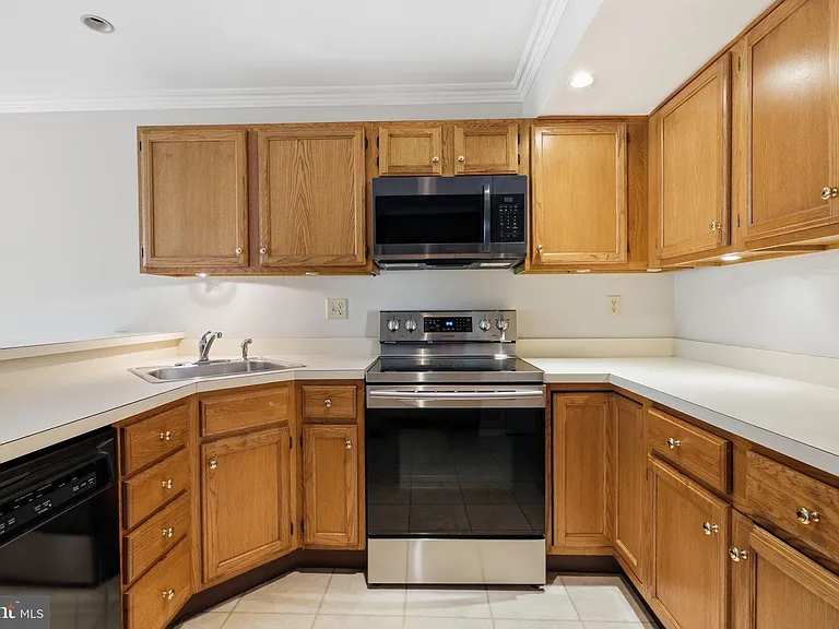 7 Walton Ct — Photo 12