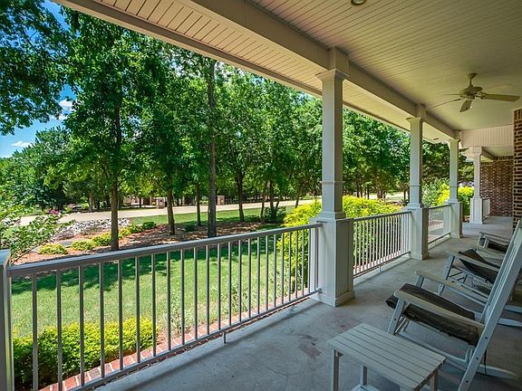3rd image of 2408 Rock Canyon Ln