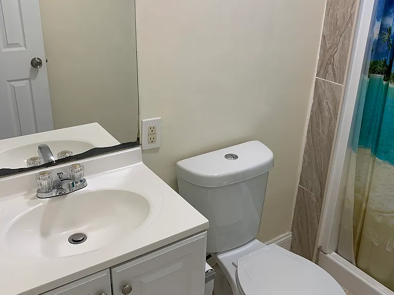 11962 Watergate Cir #B — Photo 6