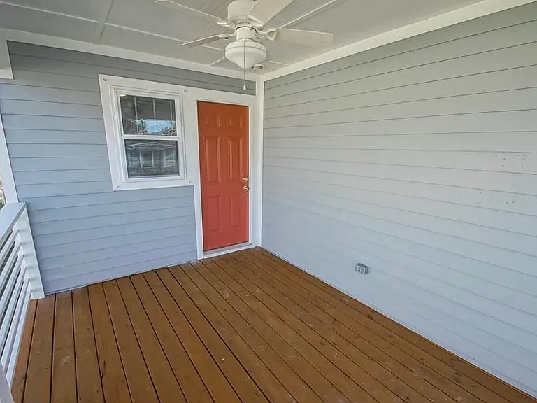 5171 Feliciana Dr — Photo 17