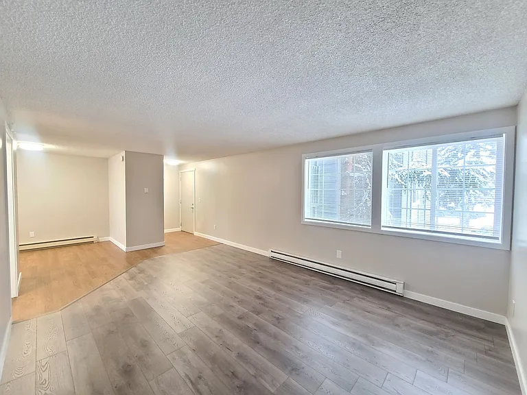 Horizon Apartments — Photo 8