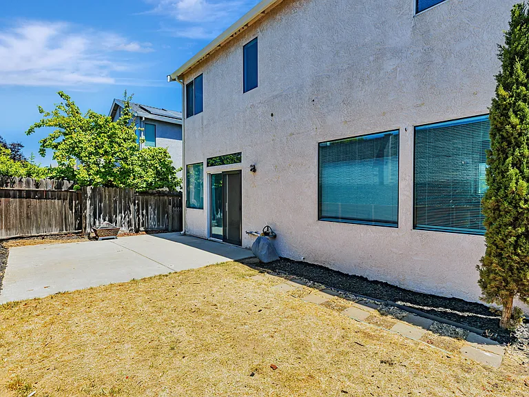 4405 Fall Ln — Photo 25