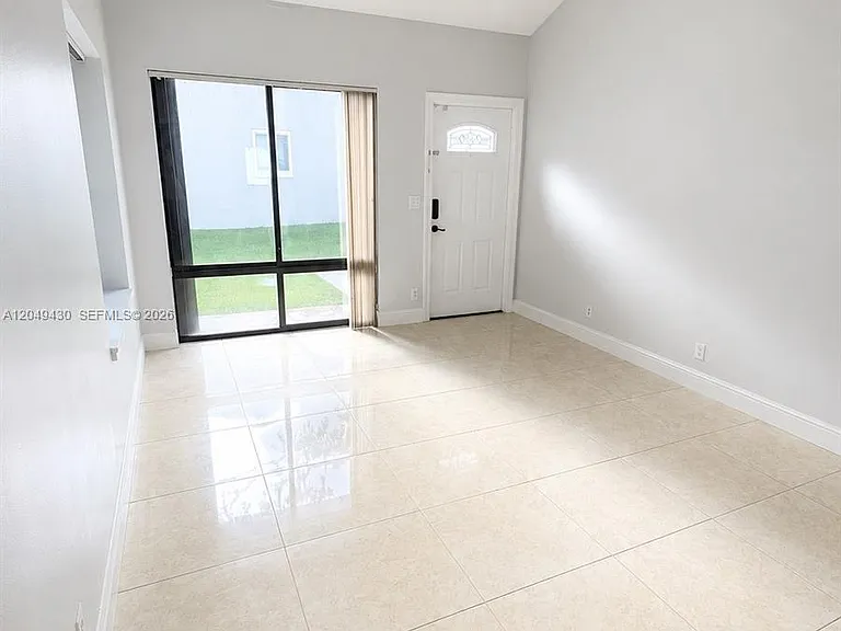 3504 NW 111th Ave #3504 — Photo 10