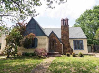 210 S 9th St, Ponca City, OK 74601