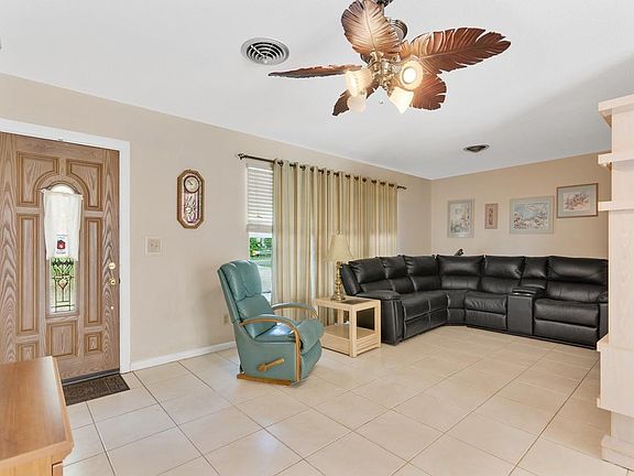 3rd image of 1586 29th Avenue