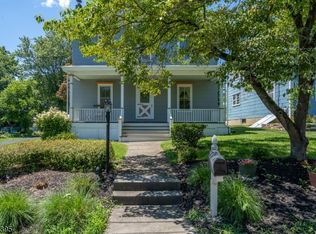 33 East St, Annandale, NJ 08801