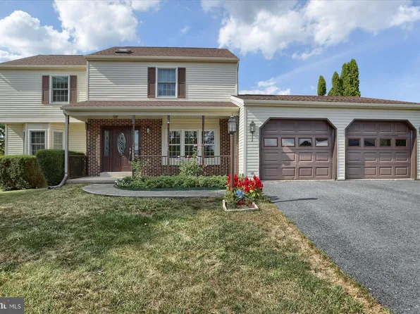 12 Victoria Way, Camp Hill, PA 17011
