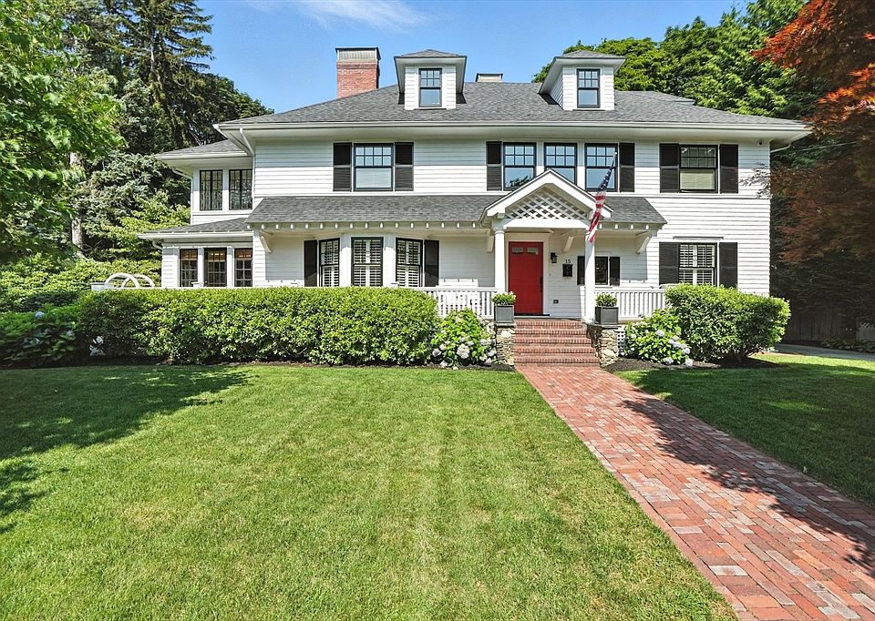 1st image of 15 Winthrop Rd