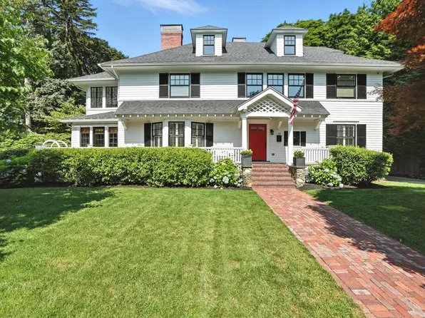 15 Winthrop Rd, Lexington, MA 02421