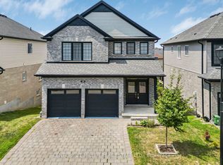 2619 Sheffield Blvd #33, London, ON N6M 0G4