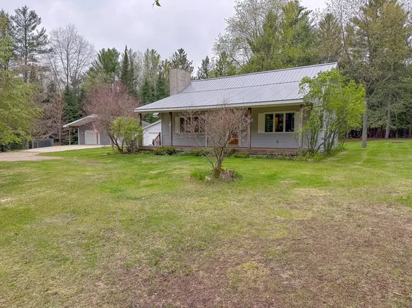 3960 W Clarence Rd, Harrison, MI 48625