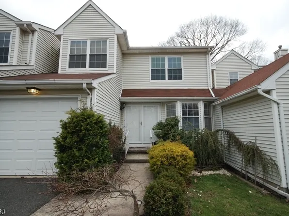 16 Iroquois Trl, Branchburg Twp., NJ 08876
