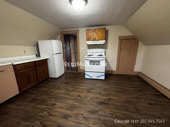 26 Waterville Rd APT 3