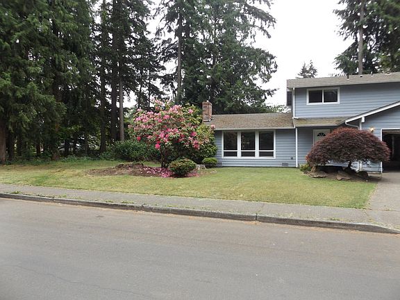2nd image of 10607 NE 144th St