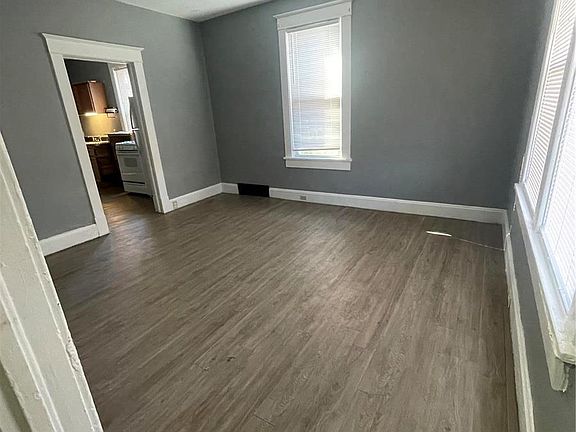 2nd image of 308 E Acton Ave