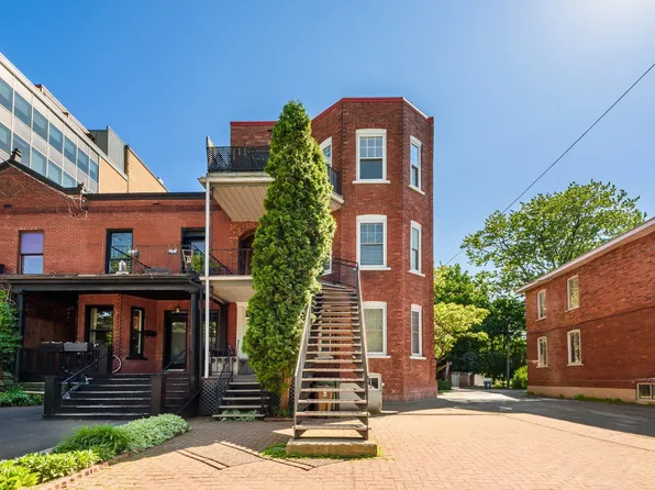 379 Avenue Notre Dl, Saint Lambert, QC J4P 2K2