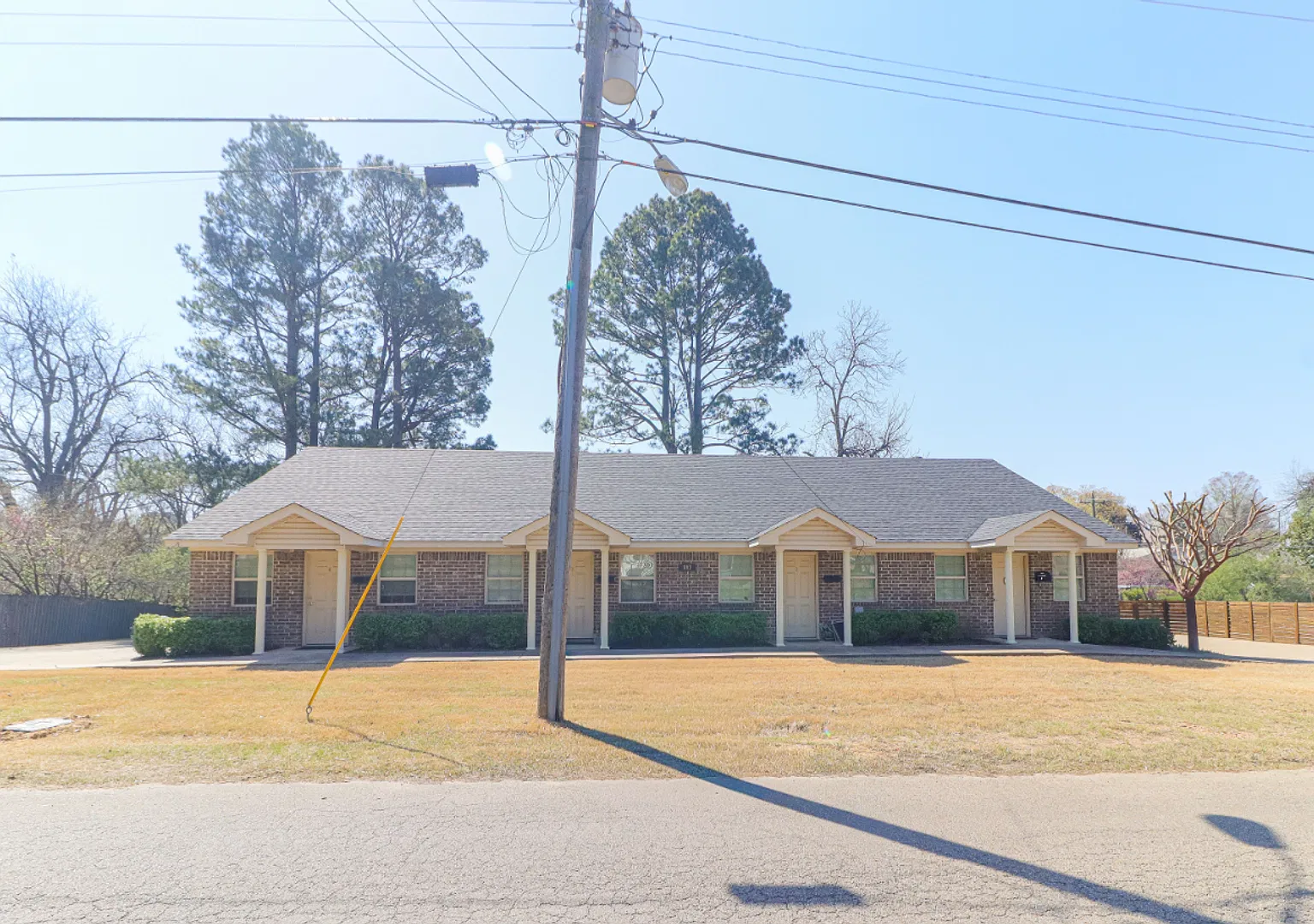 Luxury 1 Bedroom Downtown Jonesboro! — Photo 1