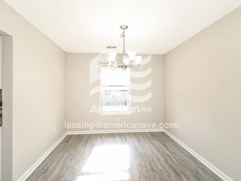 263926_004_wm_-_dining_room_12980890.jpg