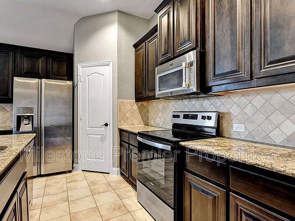 4th image of 4909 Camp Verde Cir
