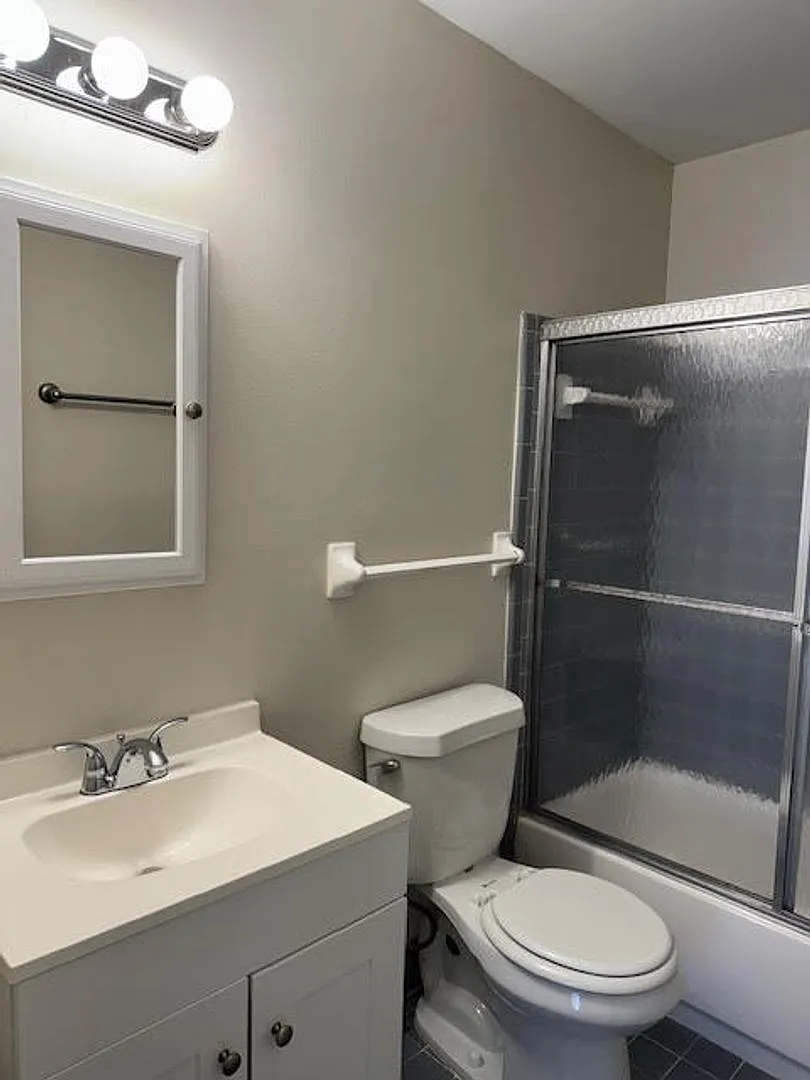 2601 Hillsboro Pike — Photo 3