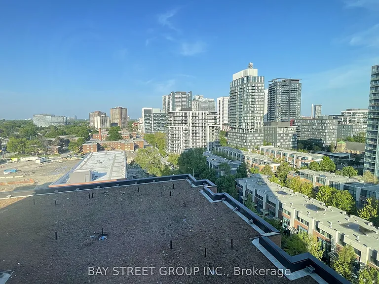 10 Oak St #1102 — Photo 9