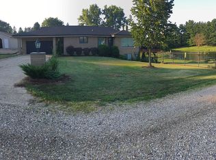 9529 W Kickapoo Ln, Edwards, IL 61528