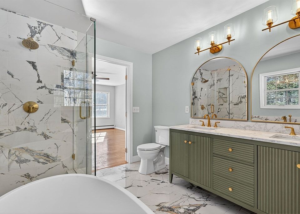 1st image of 159 Pine St