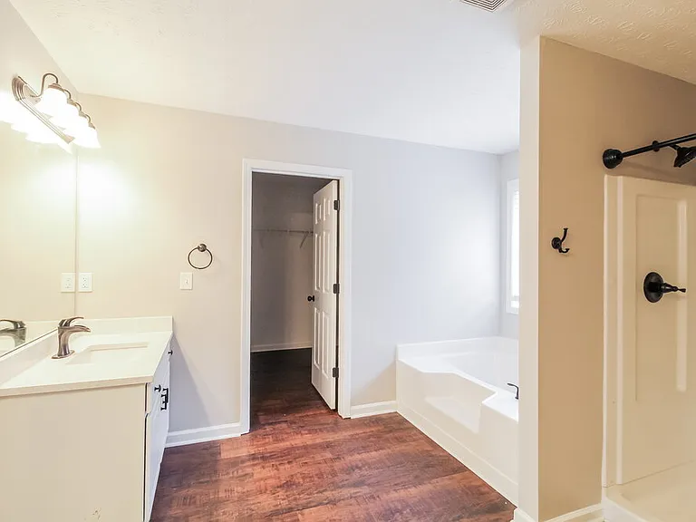 315 Paper Mill Dr — Photo 10