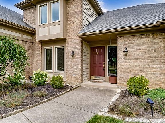 2nd image of 475 Saddle Park Ct