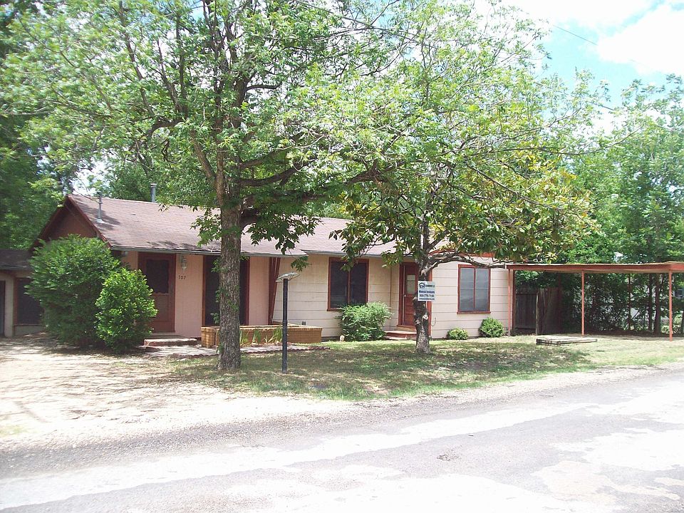 1st image of 707 E Salty St