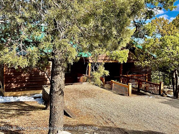 3rd image of 113 Bear Paw Trl
