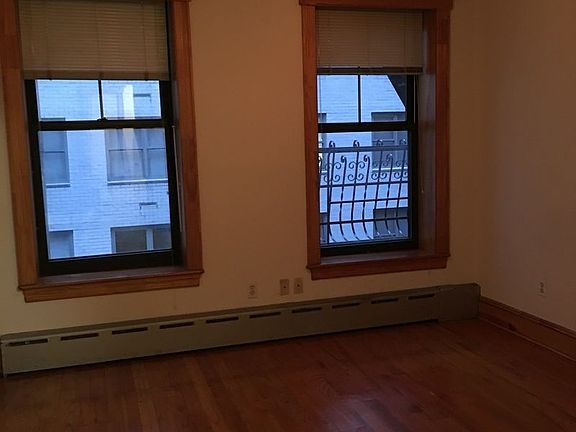 4th image of 232 E 64th St #24B