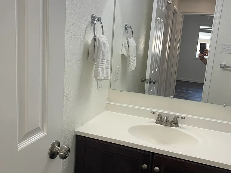 1807 Heatherglen Ln — Photo 12