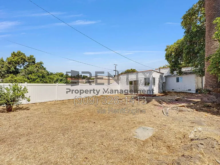 1921 Junipero Ave — Photo 28