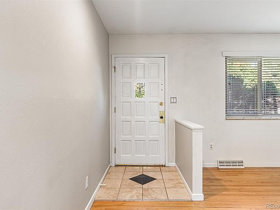4th image of 222 W Fremont Avenue