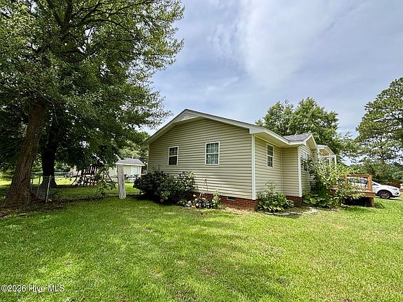 2nd image of 313 Woodhaven Drive