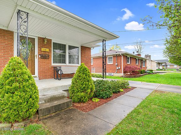 5th image of 11617 Gamay Ln