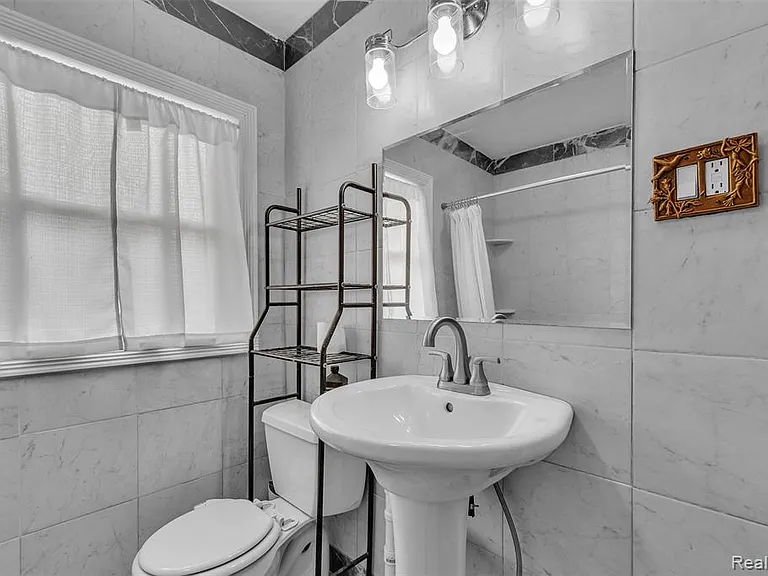 4918 Ainsley Ave — Photo 28
