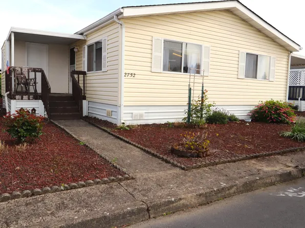 2752 Oakland Loop SE, Salem, OR 97317
