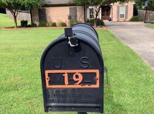 19 Fairway Dr, Natchez, MS 39120