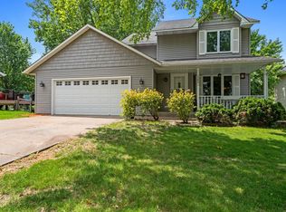 1580 9th Street Cir SE, Forest Lake, MN 55025