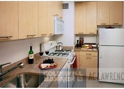 3rd image of 15 W 139th St APT 9J
