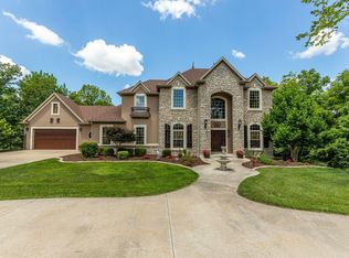 101 Foxwood Ct, Columbia, MO 65203