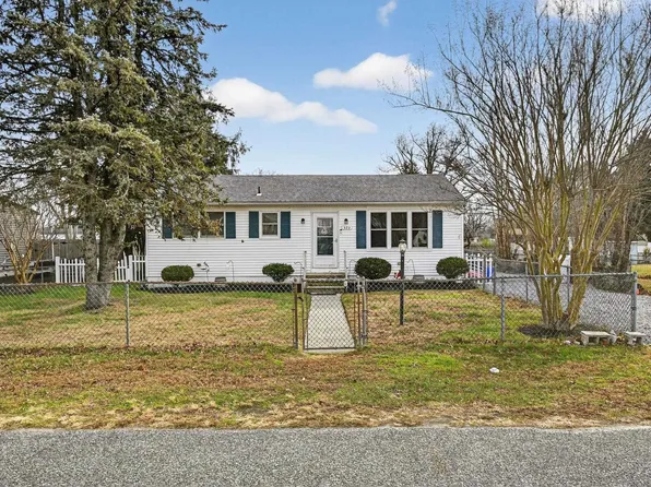 323 Willow Dr, Cape May, NJ 08204