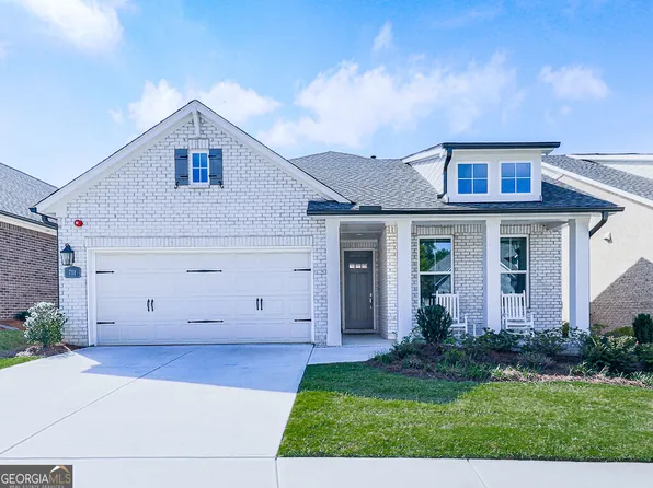 711 Rising Moon Dr, Woodstock, GA 30188